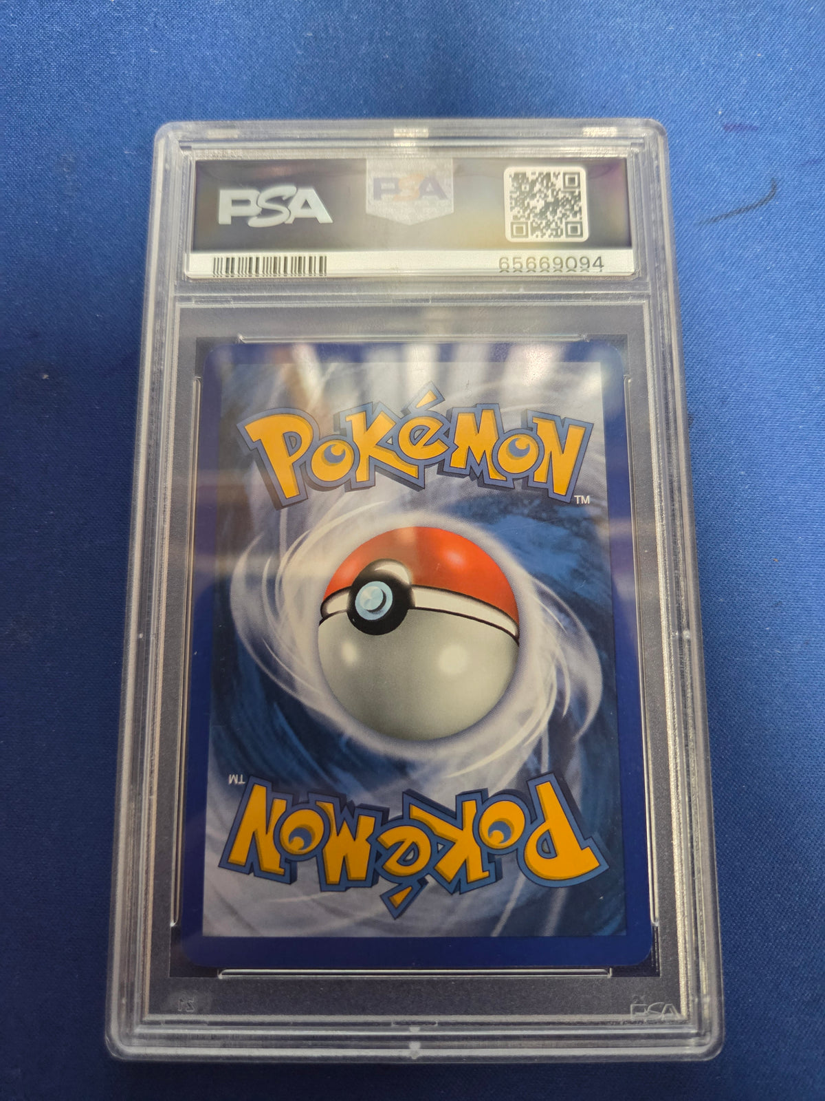 PSA 8 Tentacruel #45 Legend Maker Reverse Foil (Cabinet)