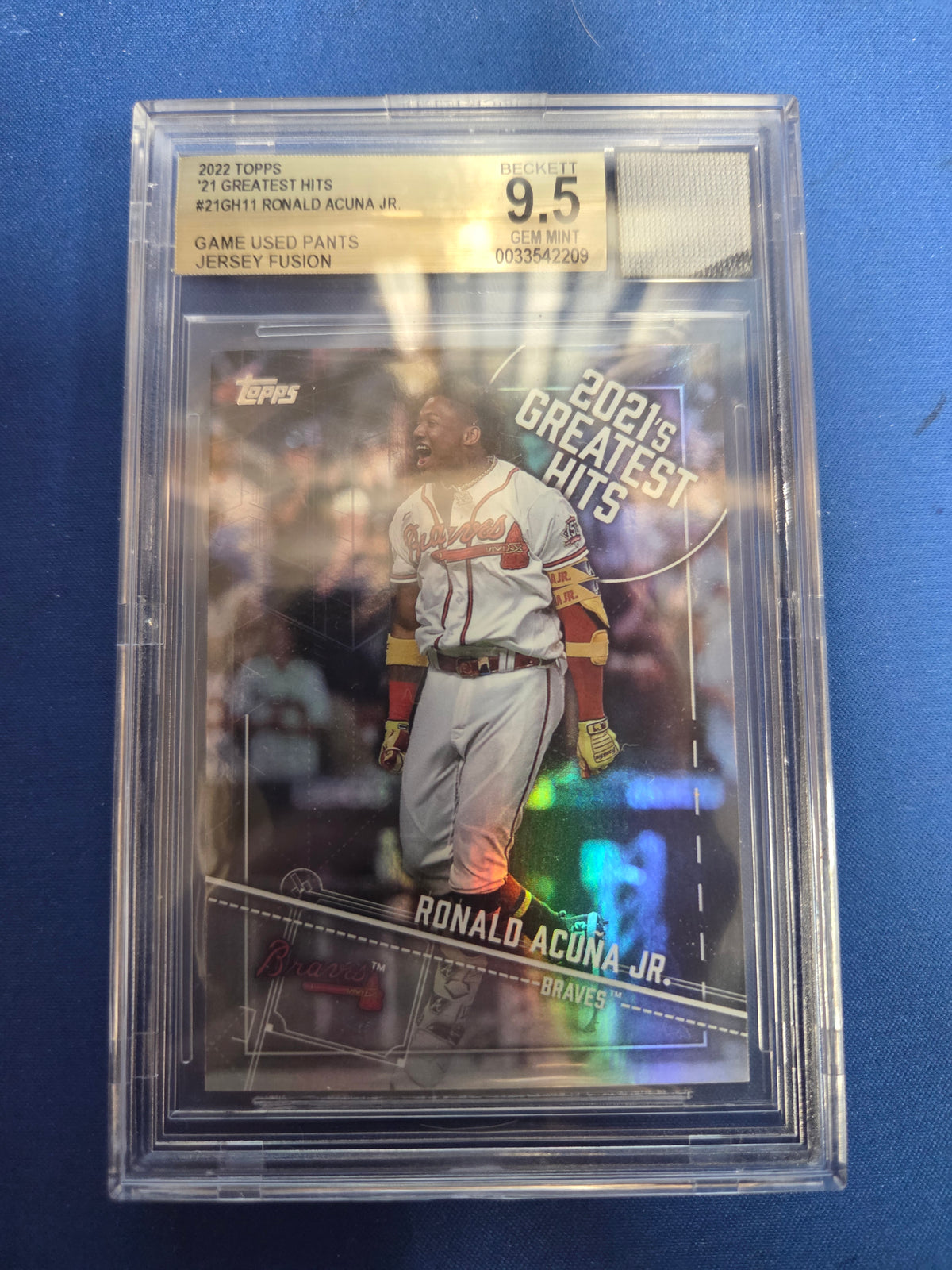 Beckett 9.5 Ronald Acuna Jr. Jersey Fusion Game Used Pants Patch