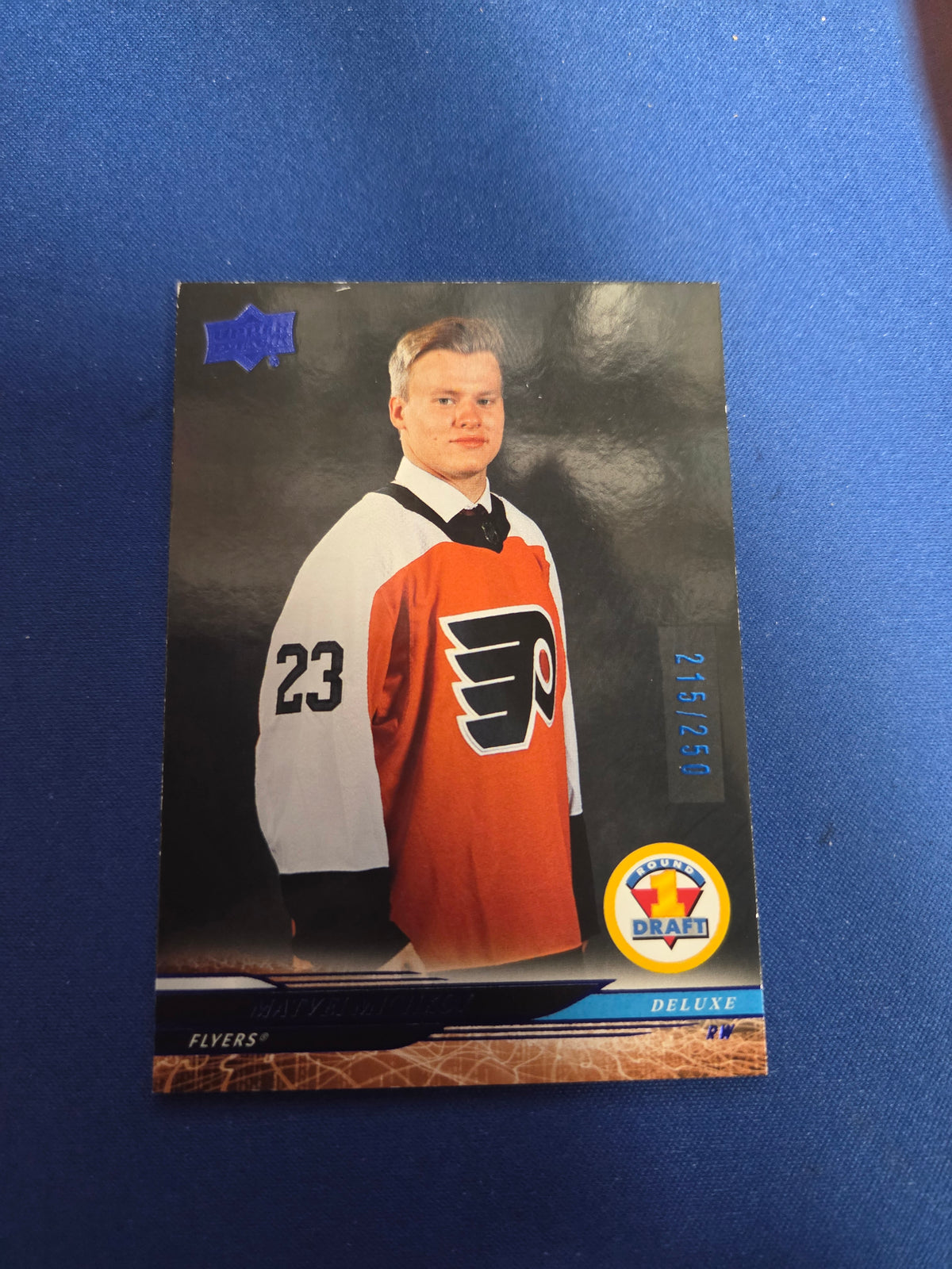 matvei mitchkov draft day deluxe #749 24-25 extended series (cabinet)