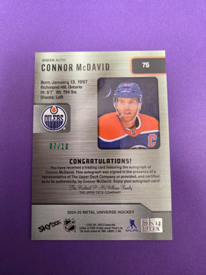 Connor McDavid #75 7/10 Green Auto Metal universe 2024-2025 (Cabinet-NM)
