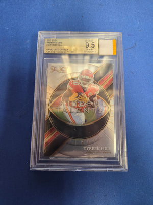 BGS 9.5 Tyreek Hill #18 Game Used Jersey Patch