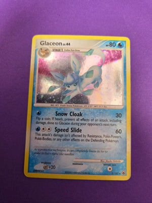 Glaceon #5/100 Majestic Dawn Holofoil (Cabinet-NM)