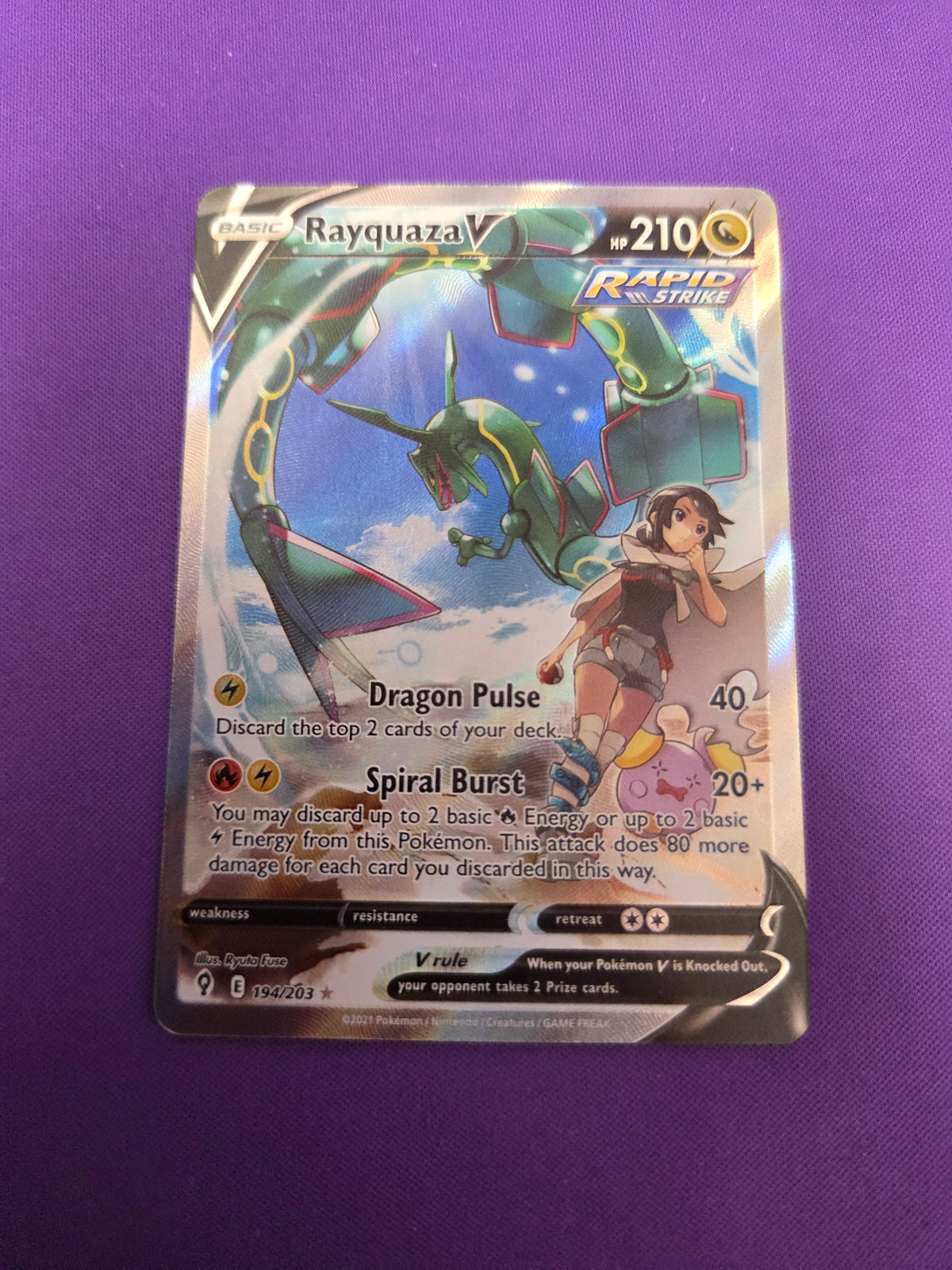 Rayquaza V (Alternate Full Art) (194)/203 Ultra Rare Holofoil (Cabinet-NM)