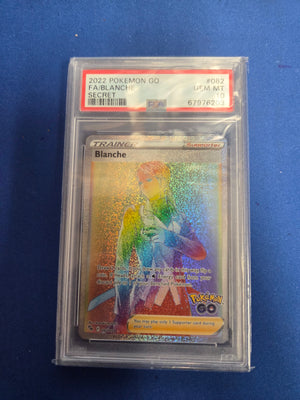 PSA 10 Blanche #82 Secret Rare Pokemon Go (Cabinet)
