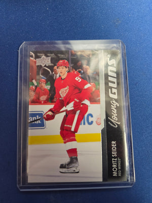 Moritz Seider young guns #469 (cabinet-NM)