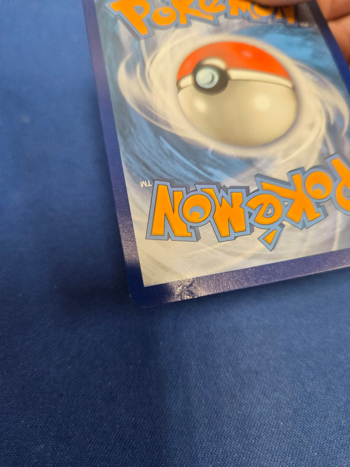 Damaged Charizard V (Secret) (79)/73 Secret Rare Holofoil (Cabinet-DMG)