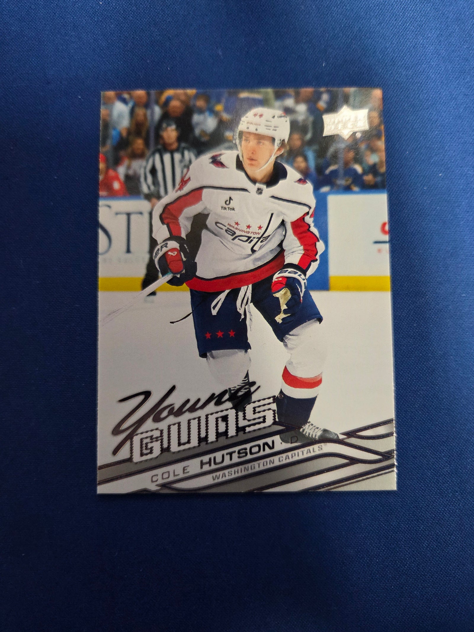 Cole Hutson #223 Young Guns 2025/26 Series 1 (Cabinet-NM)