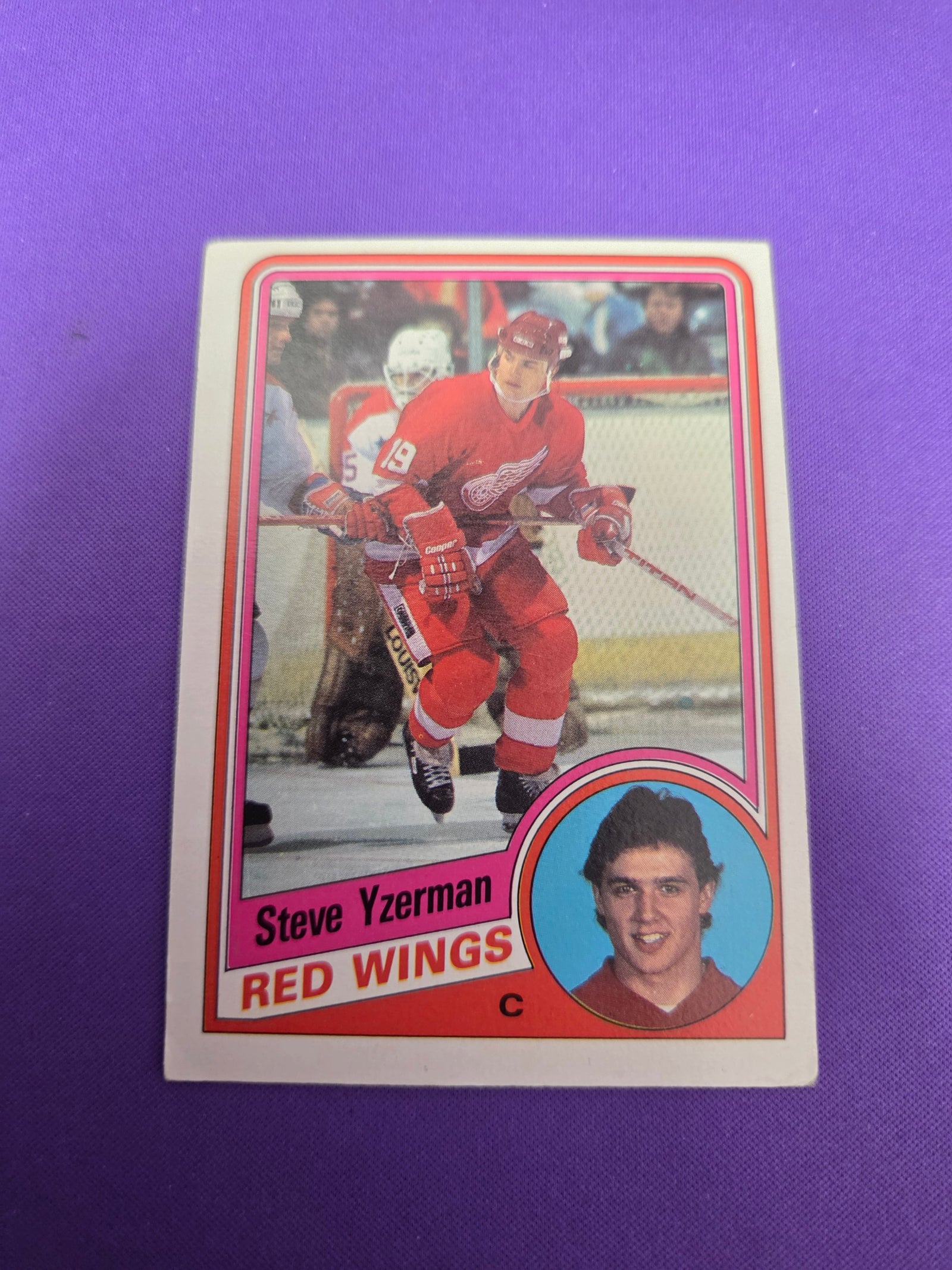 Steve Yzerman #67 Rookie Card (Cabinet-LP)