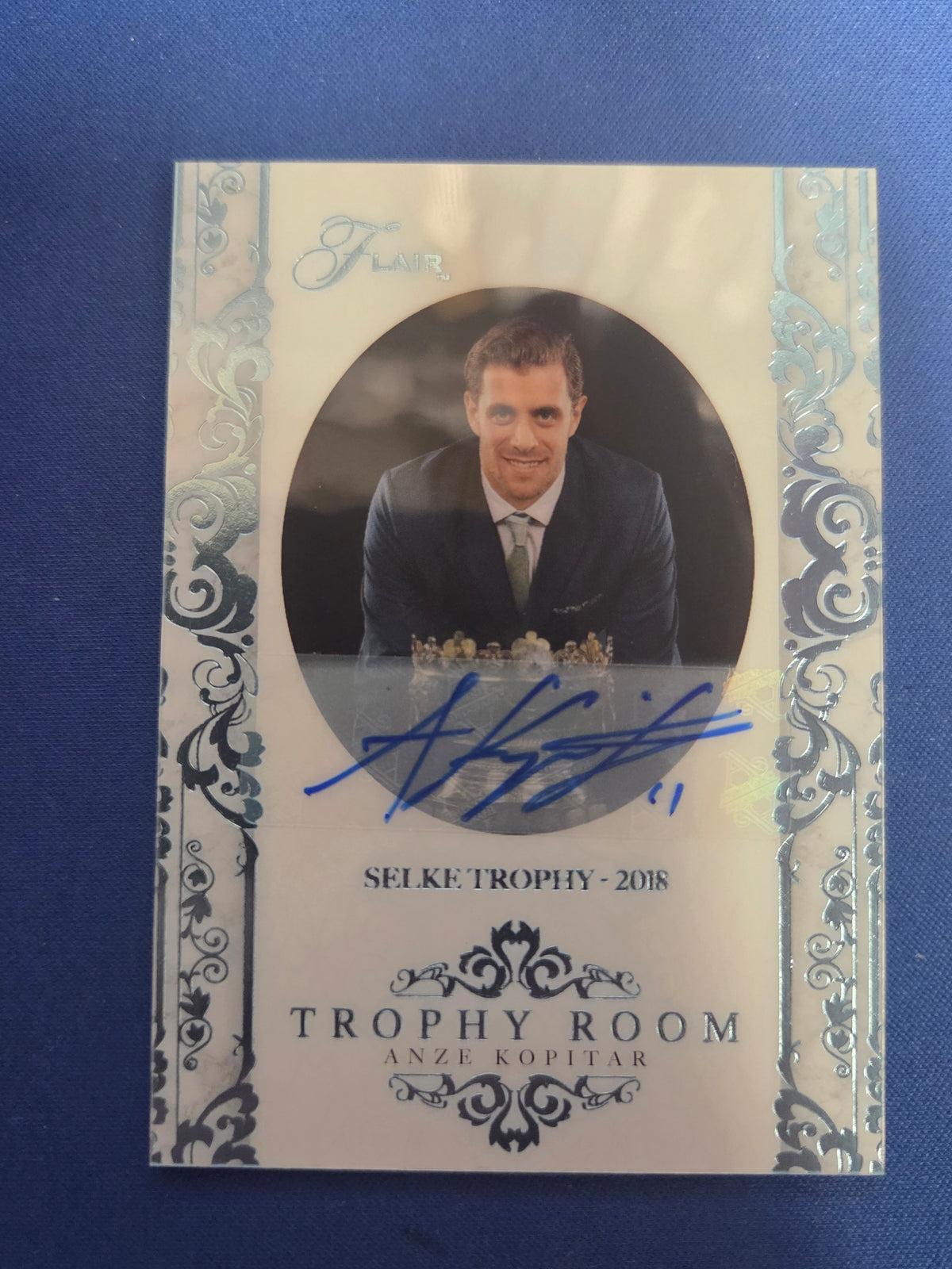 Anze Kopitar 40/49 Trophy Room auto #TR-8  (Cabinet-NM)