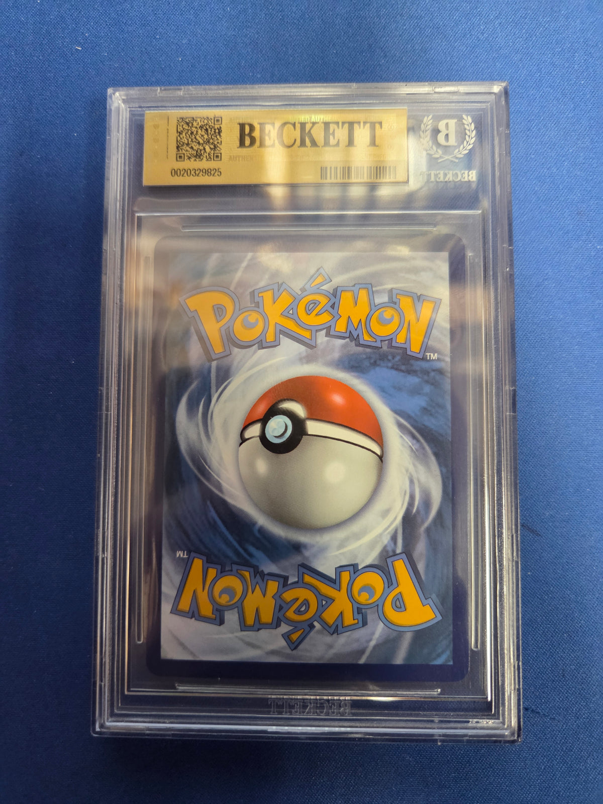 Beckett 9.5 Mimikyu V #TG16 Brilliant Stars